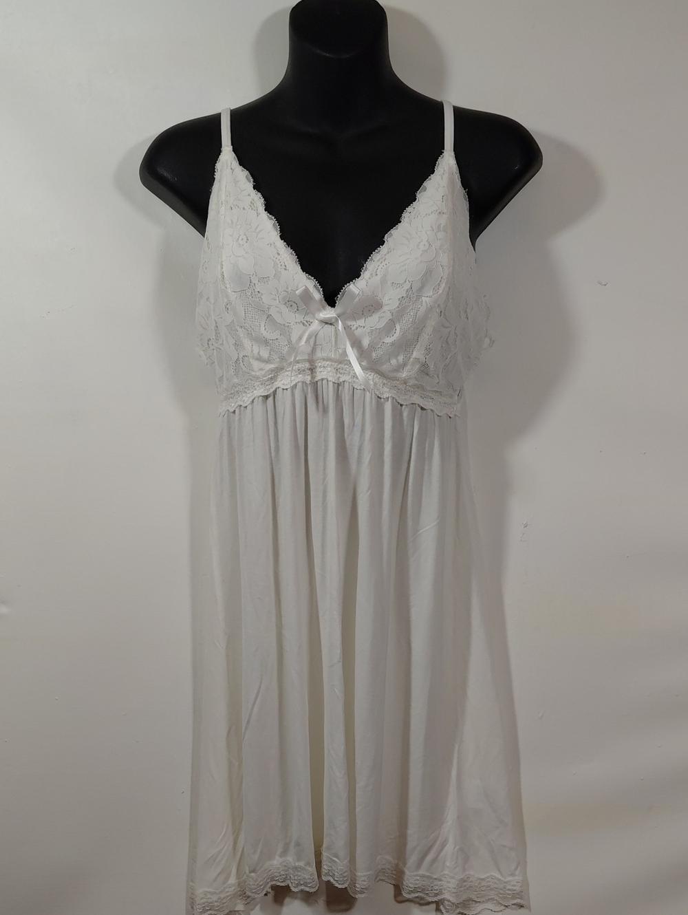 AvidLove White Lace Trim Stretchy Chemise Lingerie Nightie with Bow Accent Med